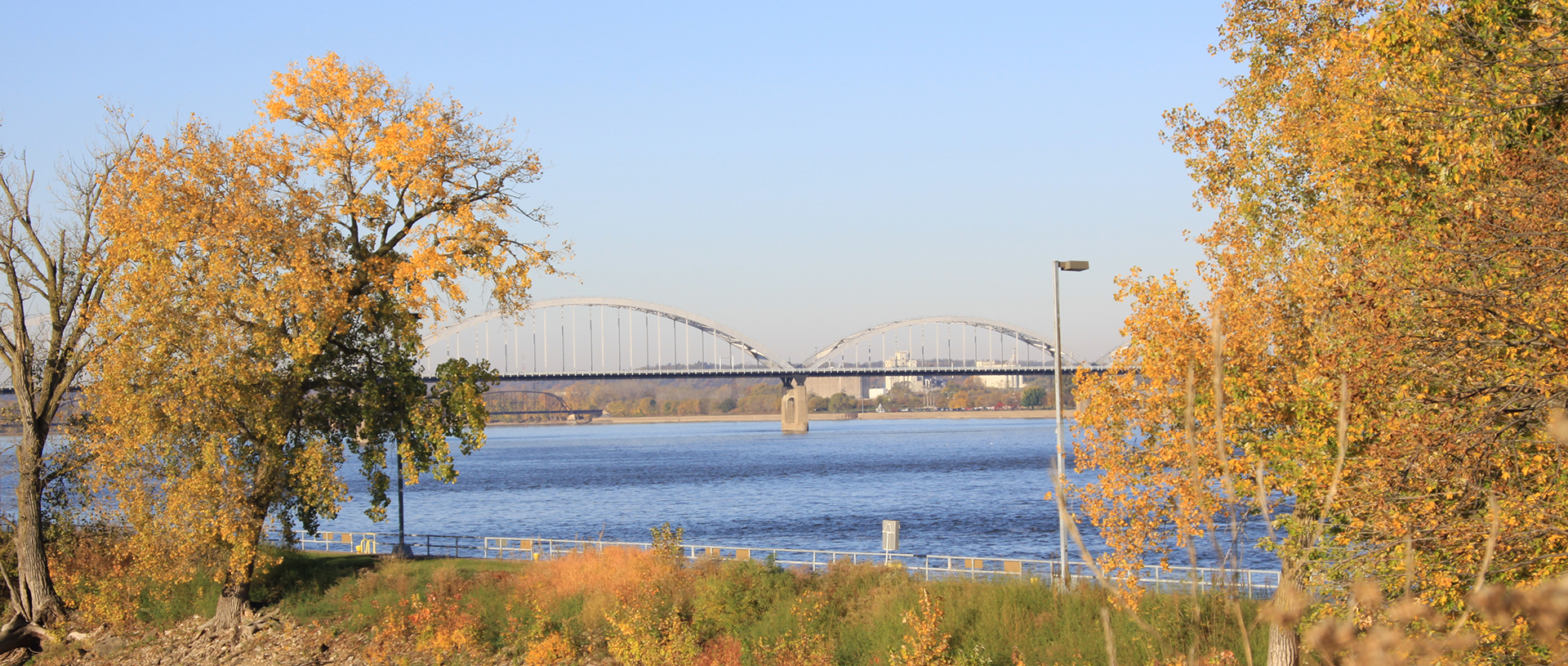 Centenial Bridge connecting Rock Island to Davenport QC